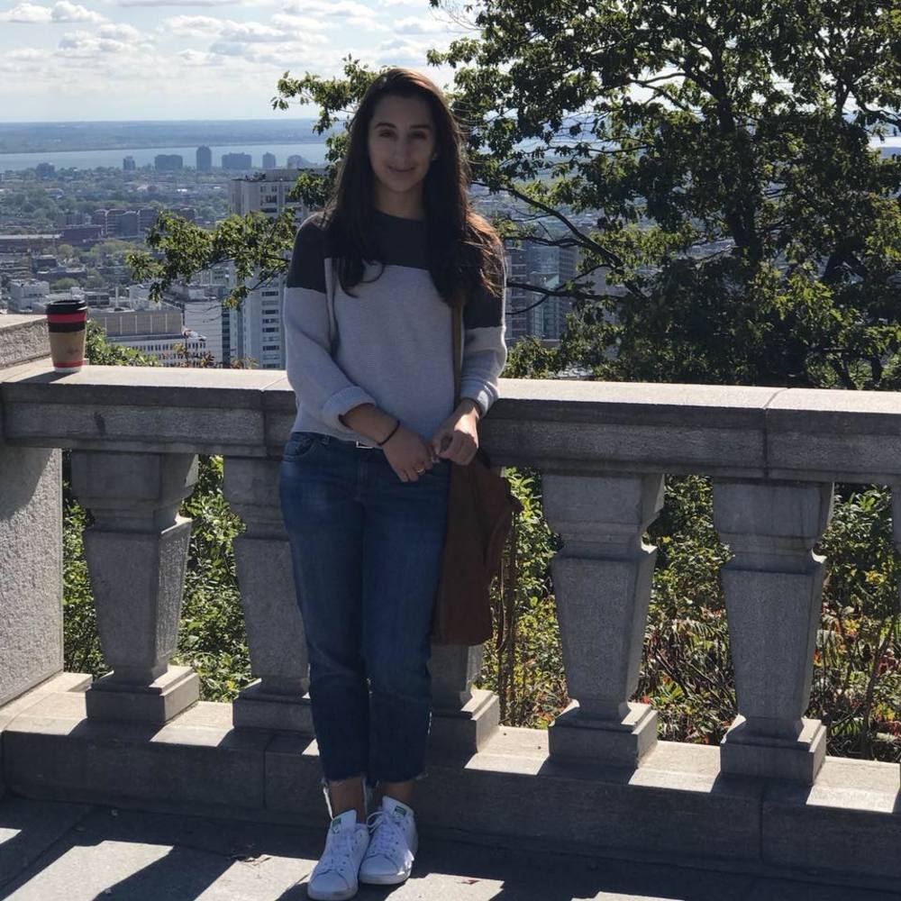 Meet your Posher, Emily